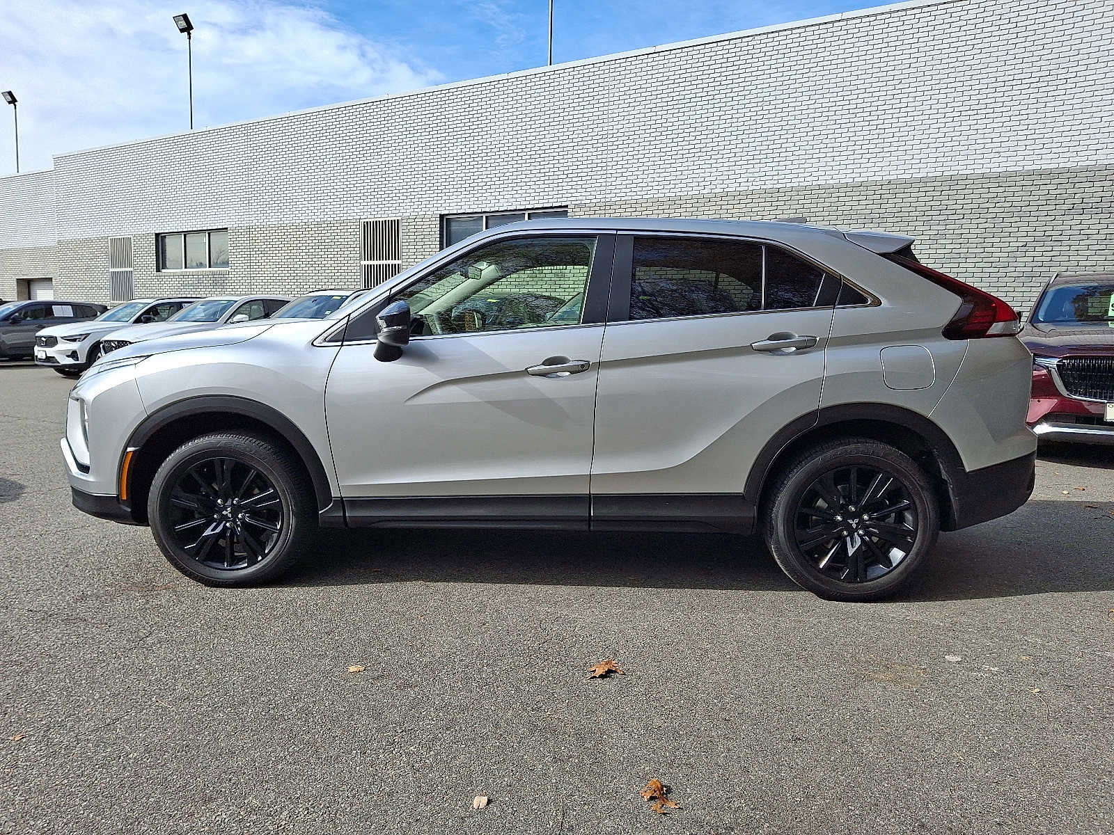Used 2023 Mitsubishi Eclipse Cross LE image 7