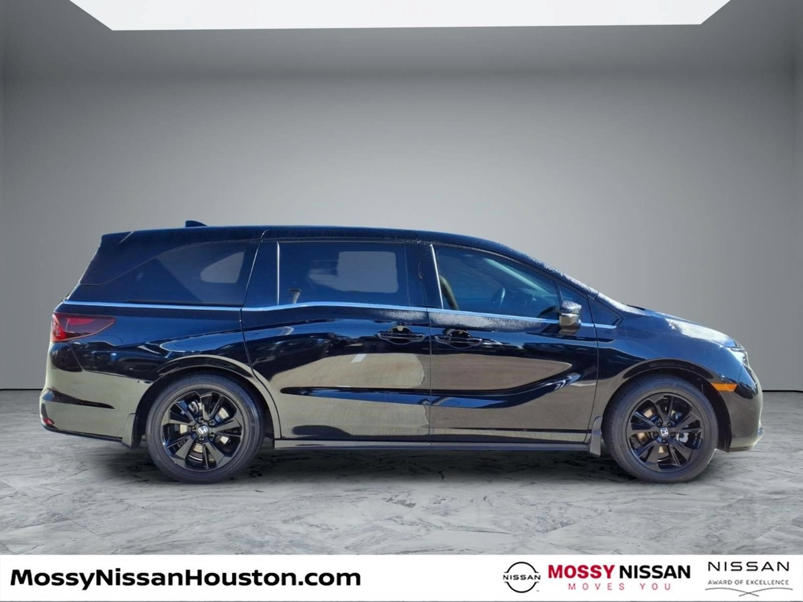 Used 2023 Honda Odyssey Sport image 8