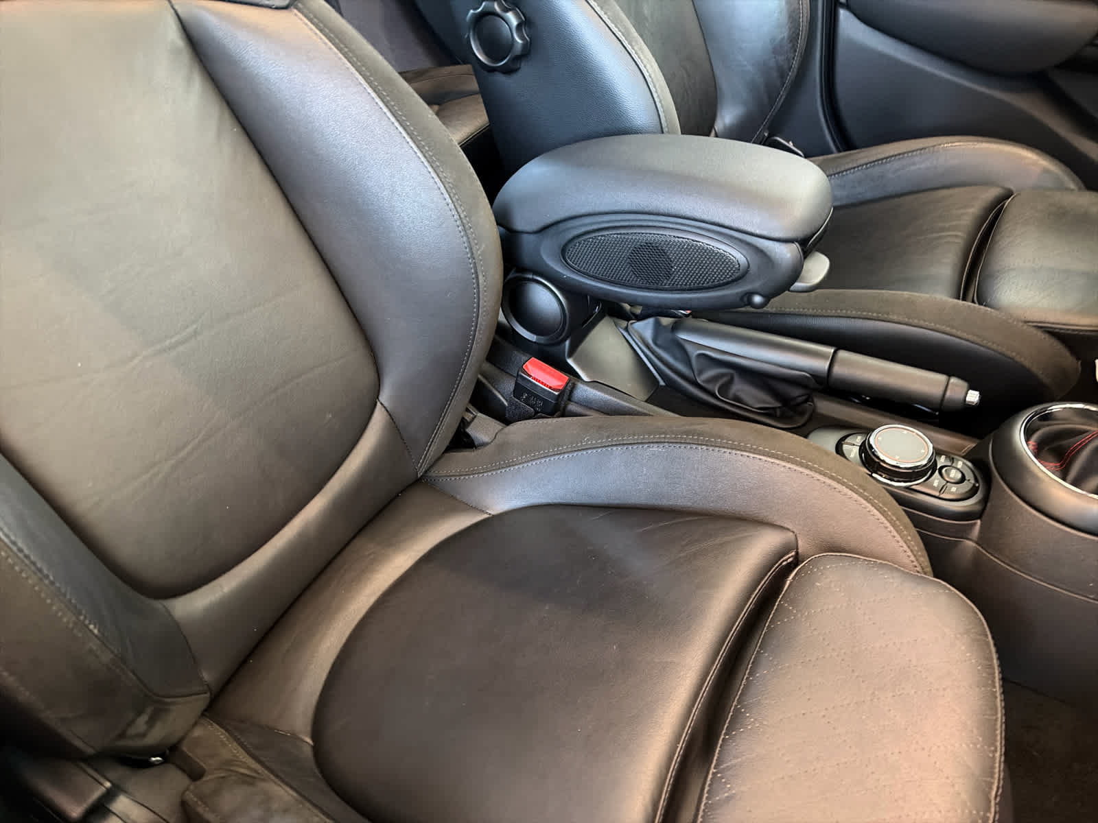 Used 2018 MINI Cooper S FWD image 8