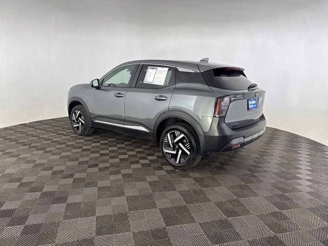 Used 2025 Nissan Kicks SV image 9