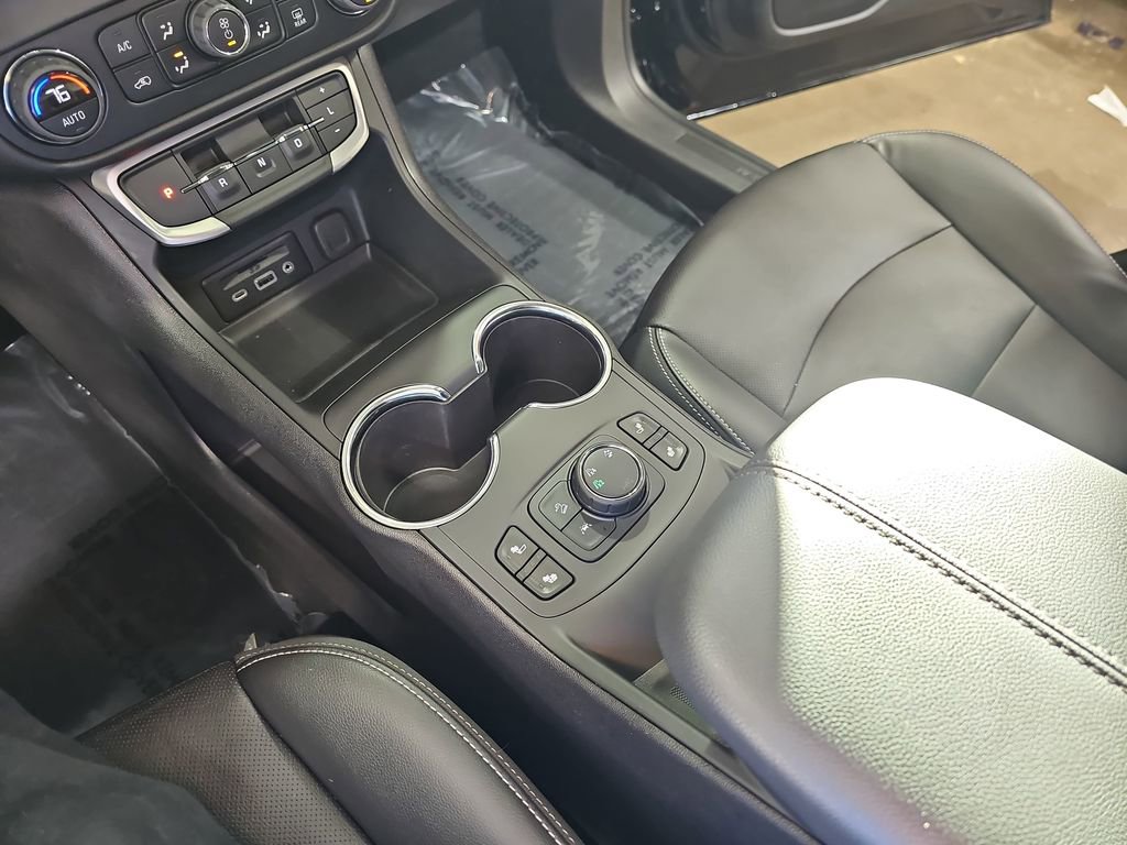 Certified 2022 GMC Terrain SLT w/ Elevation Edition AWD/4WD image 27