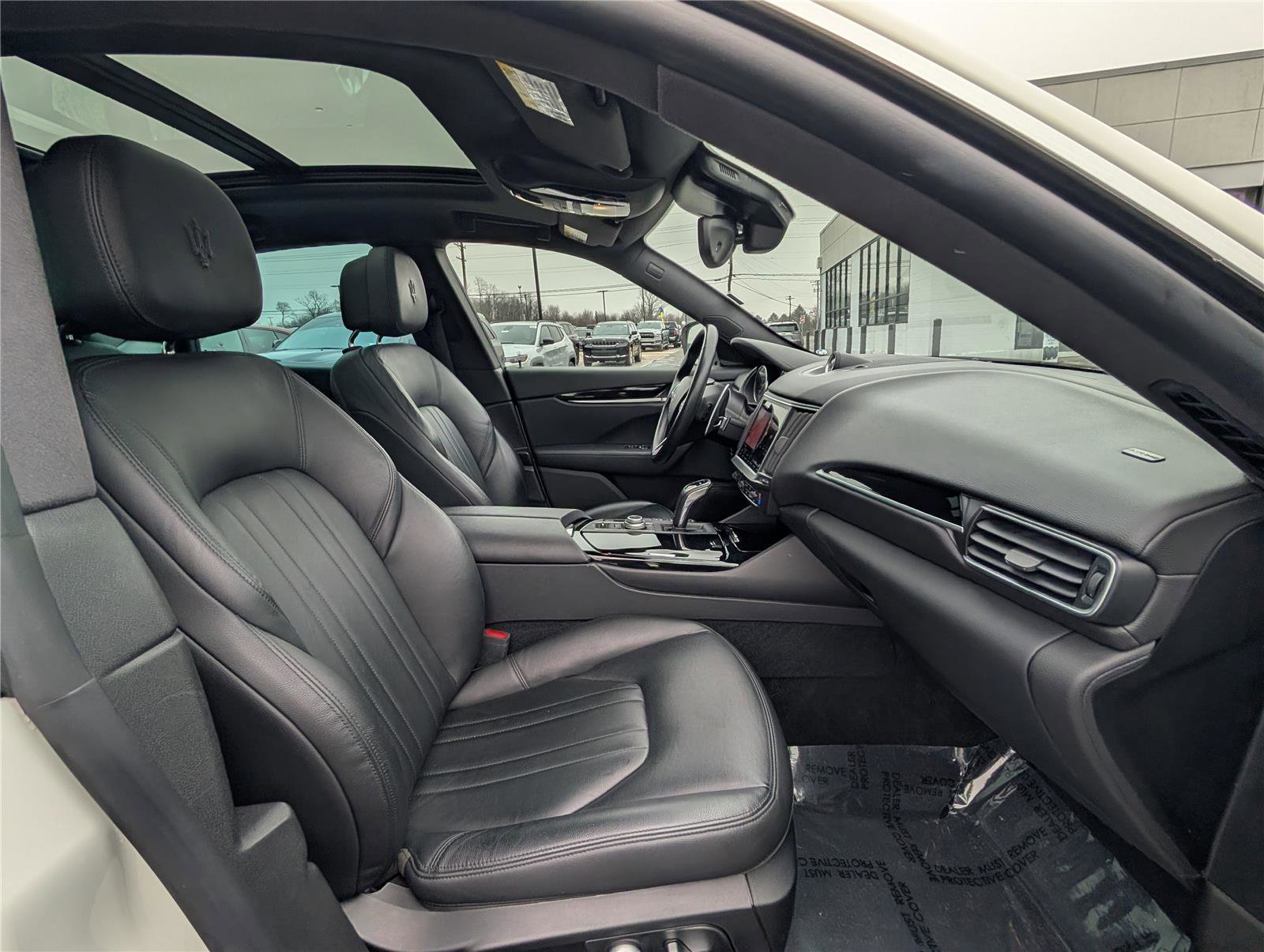 Used 2023 Maserati Levante Modena image 9