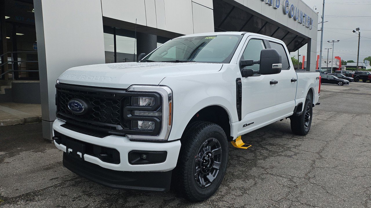 New 2026 Ford F250 XL AWD/4WD image 4