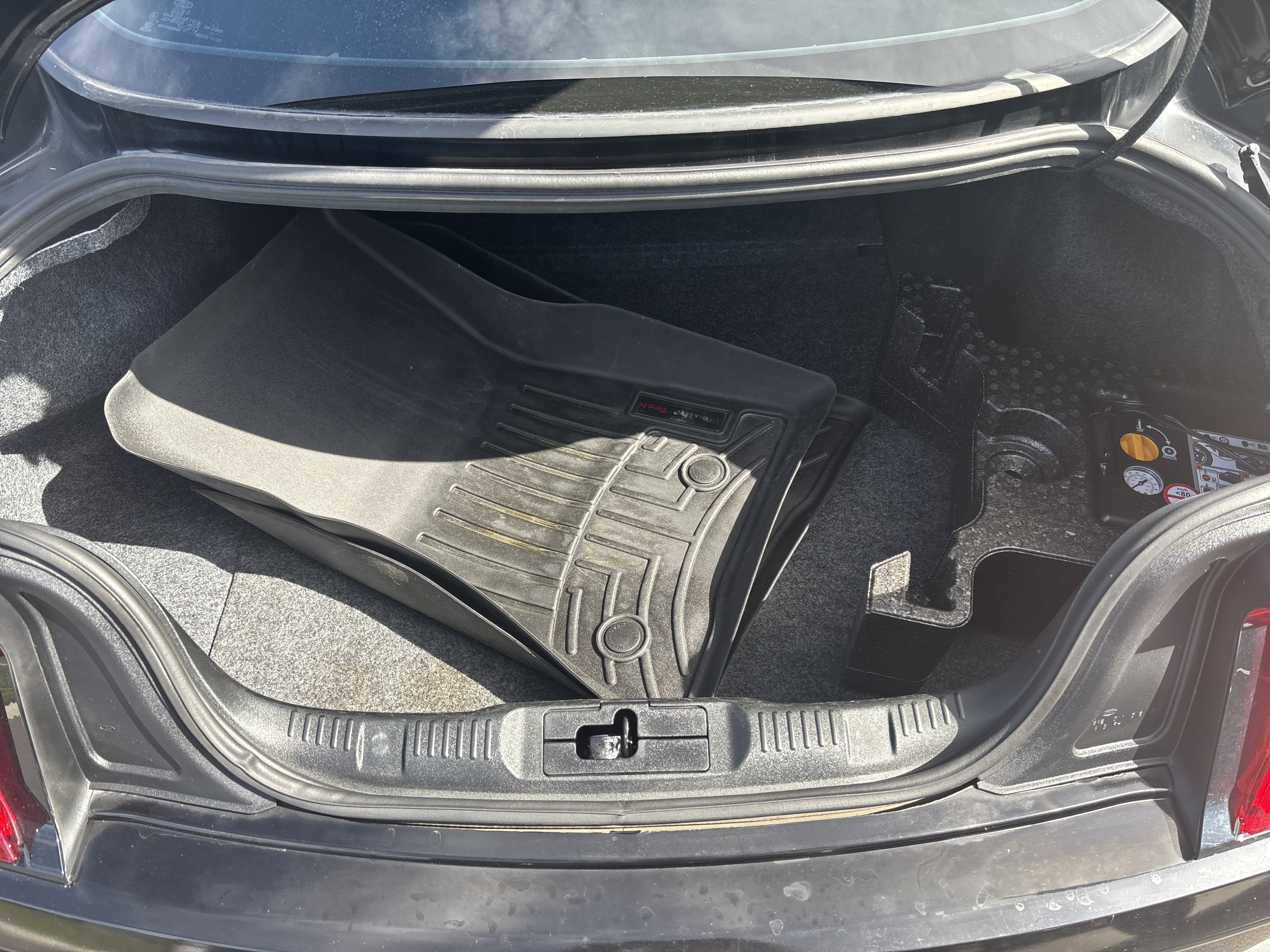Used 2019 Ford Mustang Coupe RWD image 30