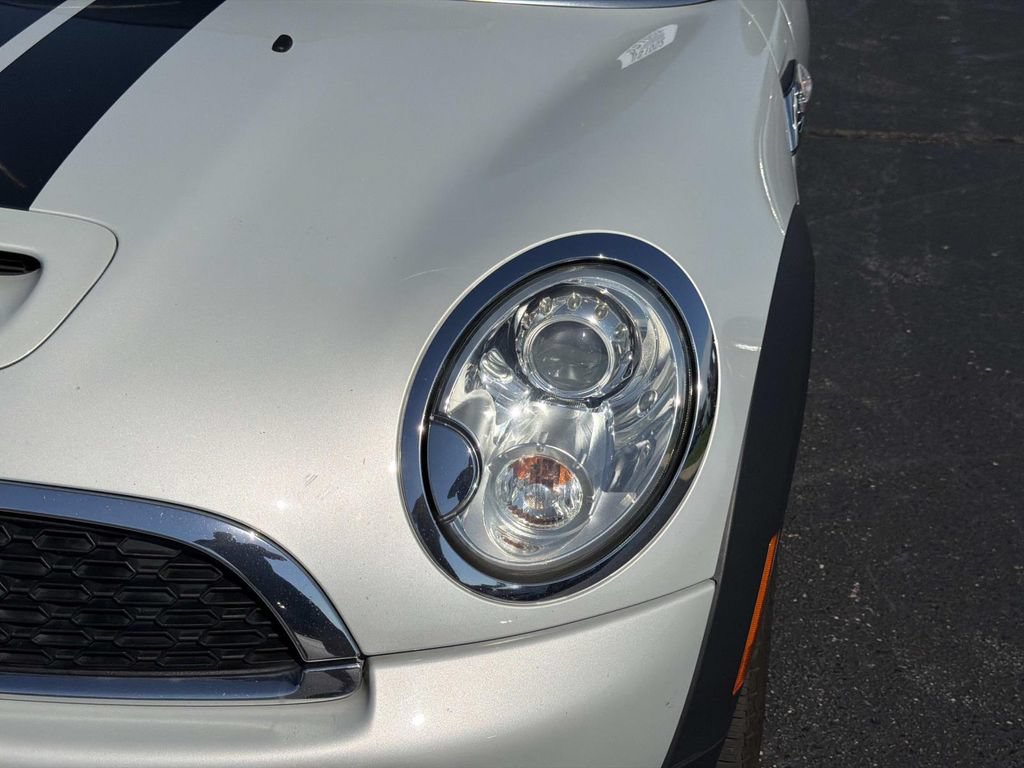 Used 2011 MINI Cooper S FWD image 8