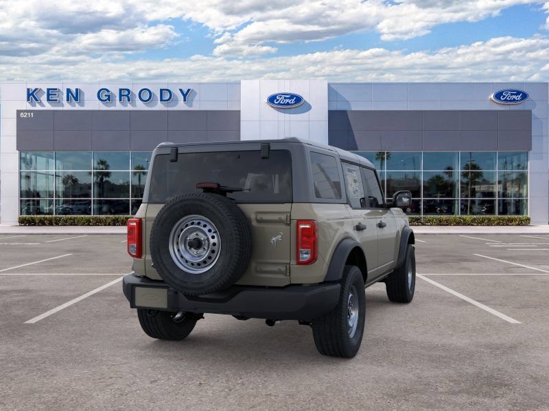 New 2026 Ford Bronco 4-Door AWD/4WD image 8
