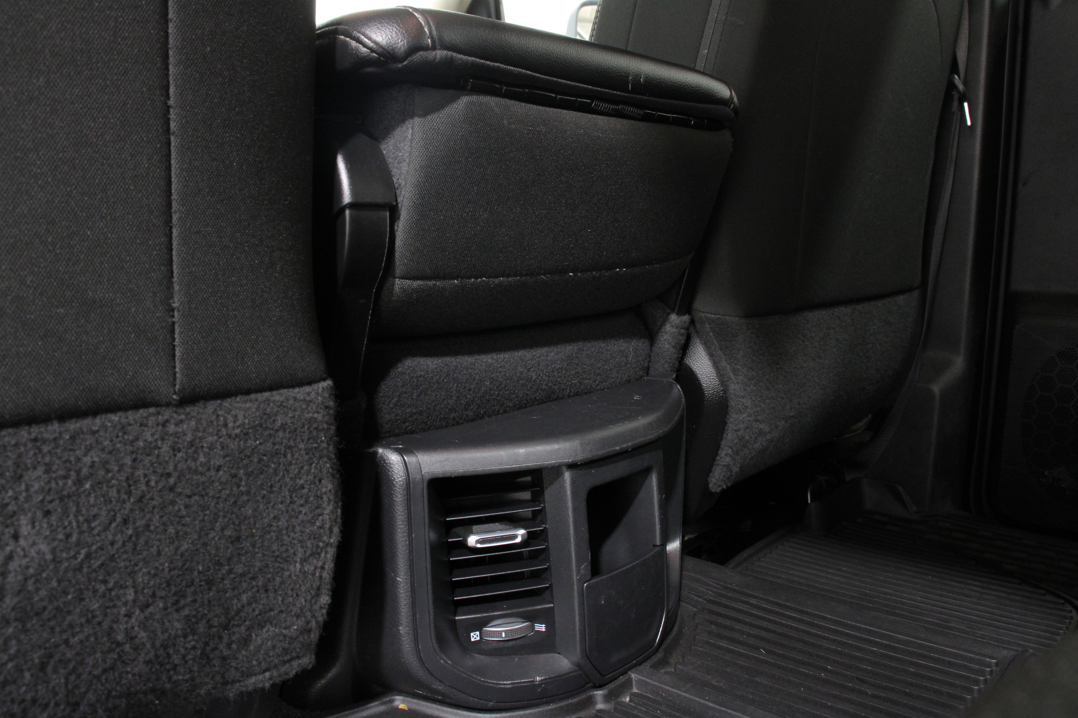 Used 2020 RAM 3500 Tradesman image 23