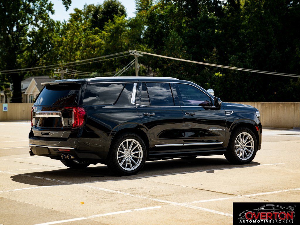 Used 2023 GMC Yukon Denali w/ Denali Reserve Package AWD/4WD image 7