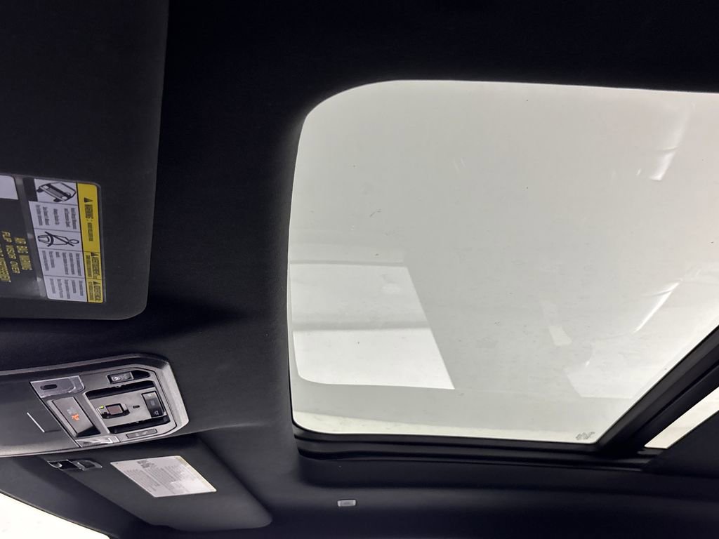 Used 2025 Toyota Tundra Platinum image 26