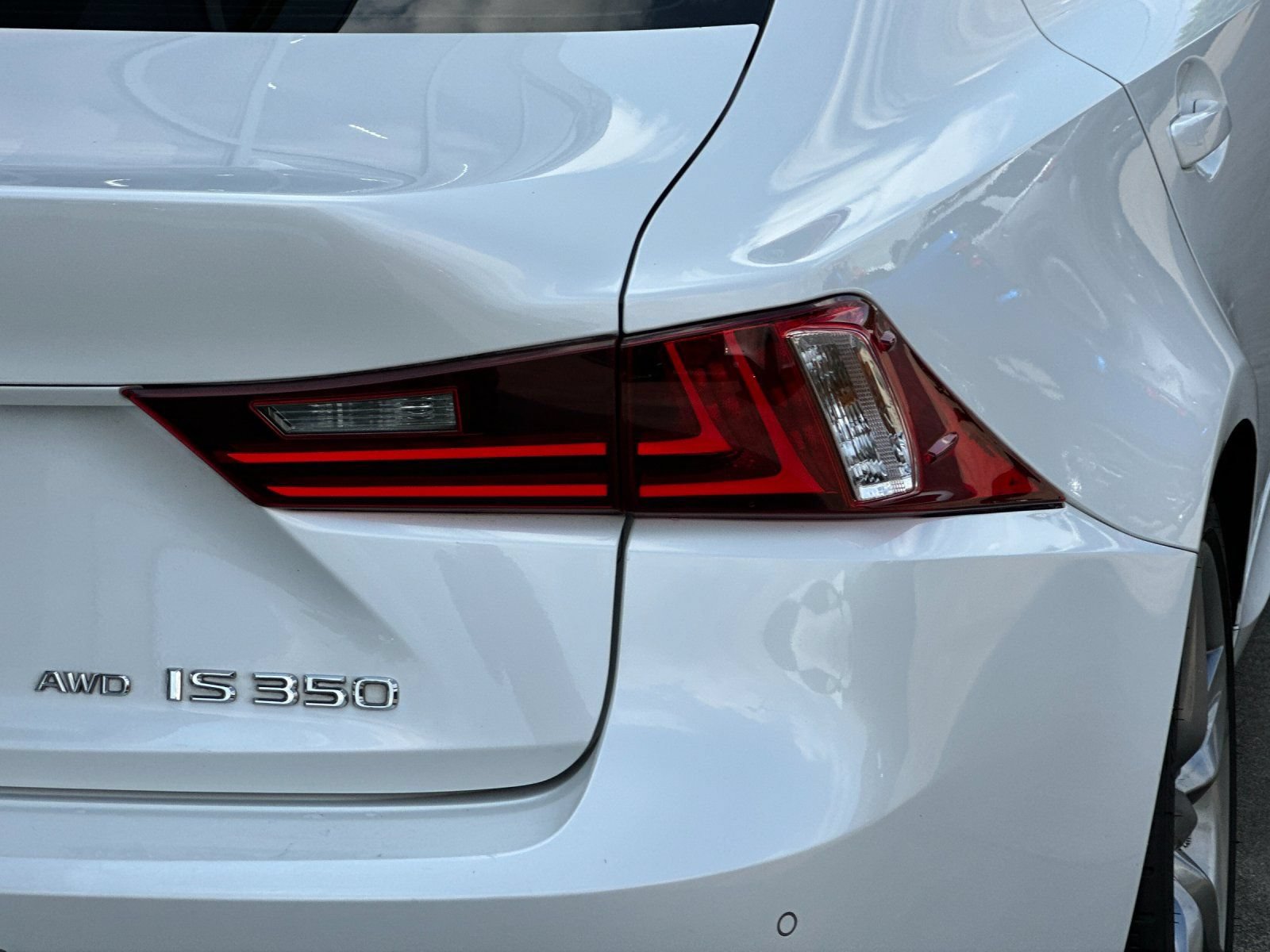 Used 2015 Lexus IS 350 AWD image 24