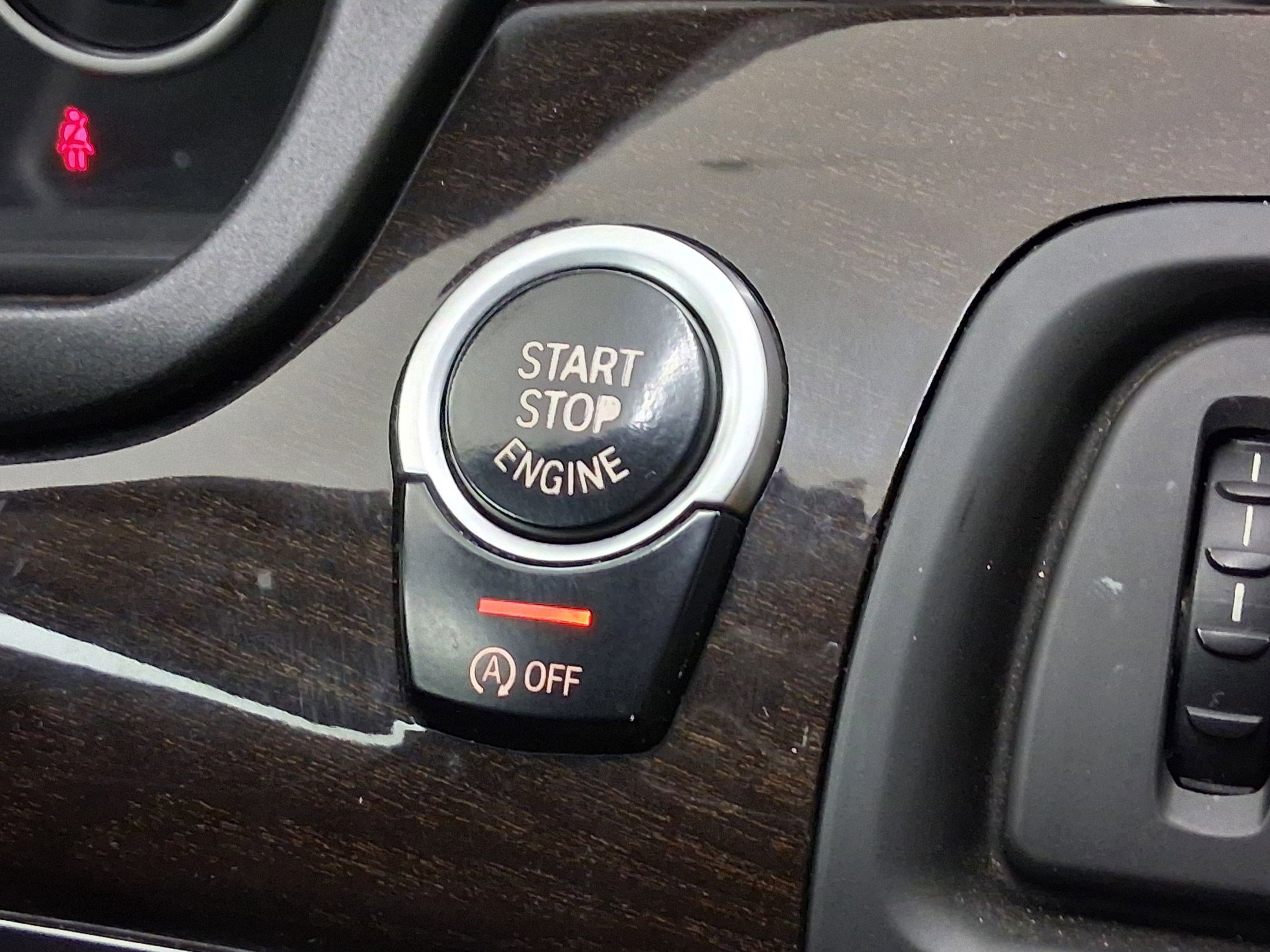 Used 2014 BMW 528i Sedan RWD image 30