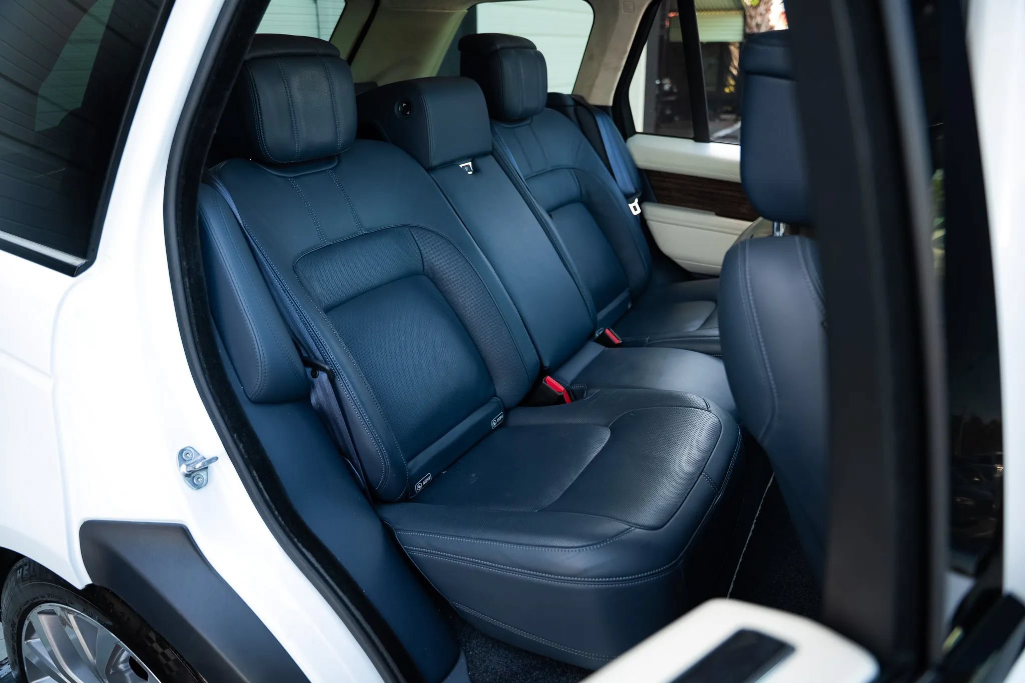Used 2018 Land Rover Range Rover Autobiography AWD/4WD image 32