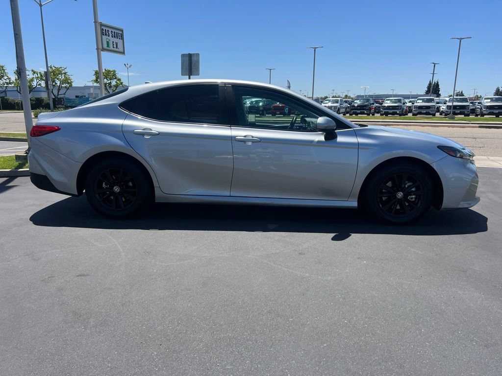 Used 2025 Toyota Camry LE FWD image 13