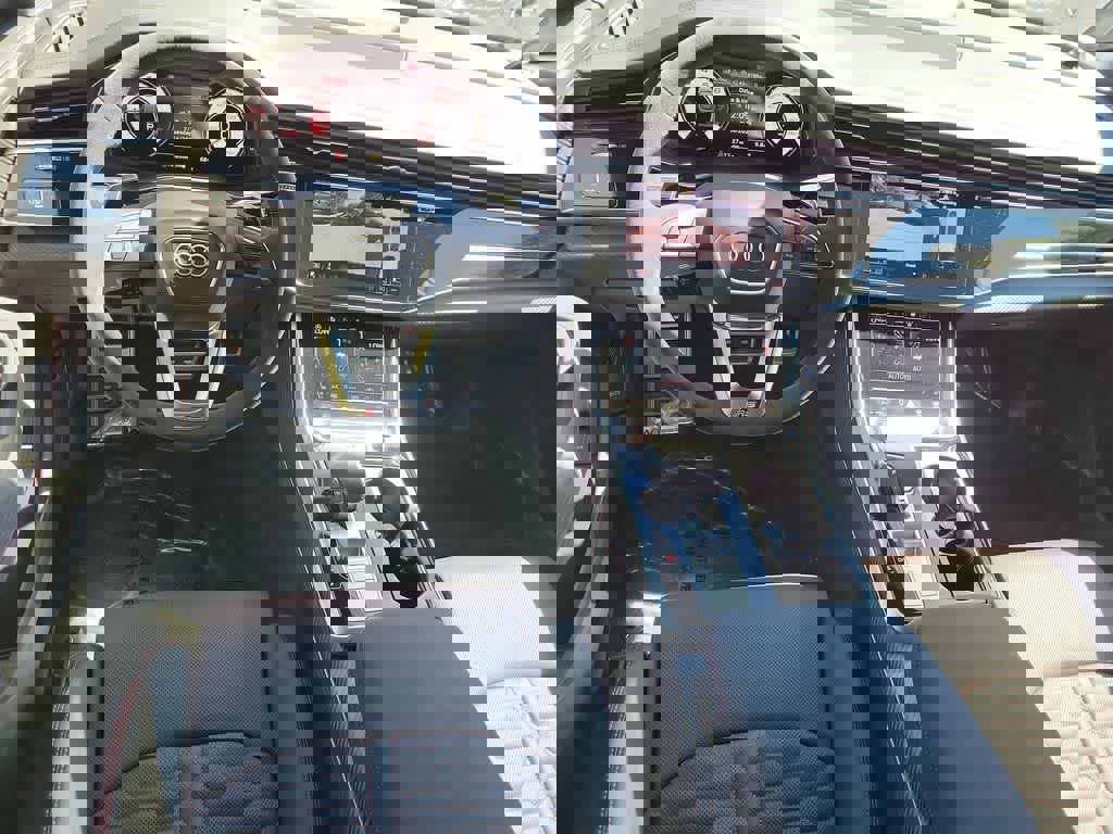 New 2026 Audi RS Q8 performance image 10