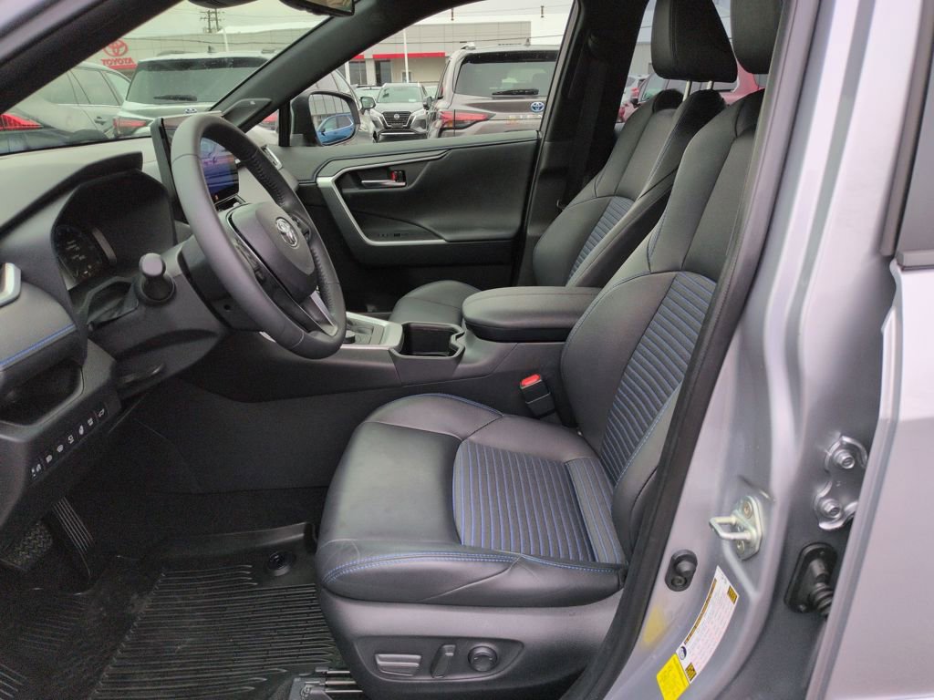 Used 2024 Toyota RAV4 XSE w/ Advanced Technology Package image 9