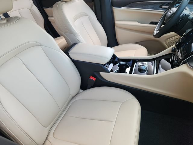 Certified 2023 Jeep Grand Cherokee Limited RWD image 15