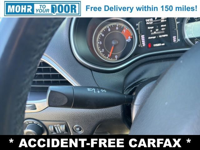 Used 2019 Jeep Cherokee Latitude Plus w/ Comfort/Convenience Group image 16