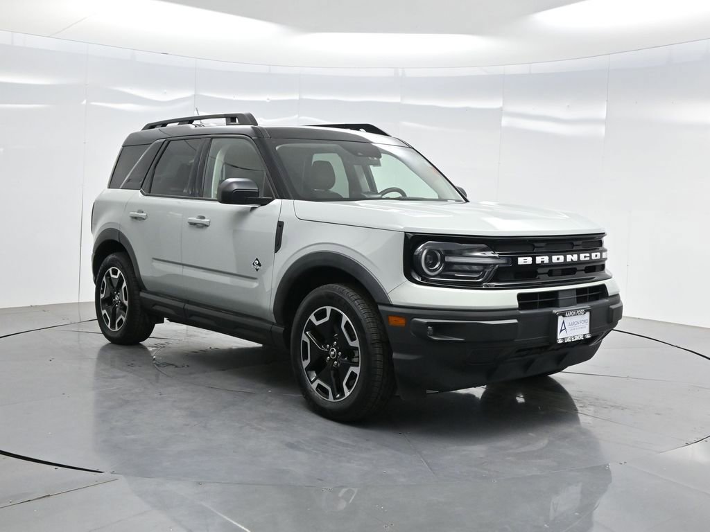 Used 2022 Ford Bronco Sport Outer Banks w/ Tech Package AWD/4WD image 35