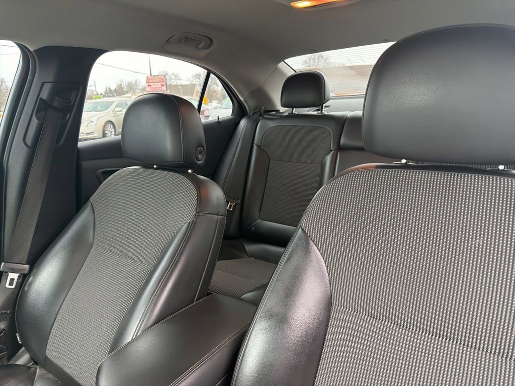 Used 2015 Chevrolet Malibu LT w/ Power Convenience Package image 15