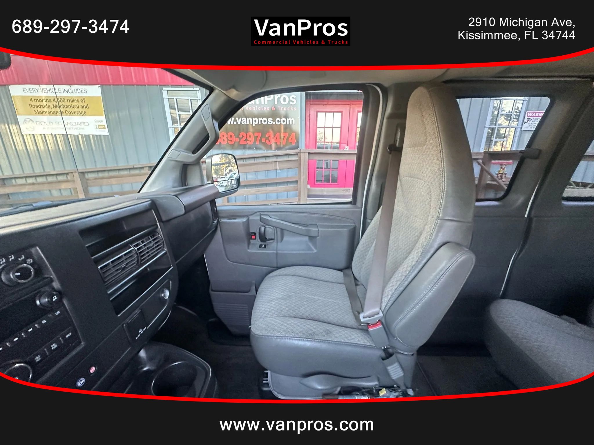 Used 2018 Chevrolet Express 3500 LT w/ LT Preferred Equipment Group RWD image 11