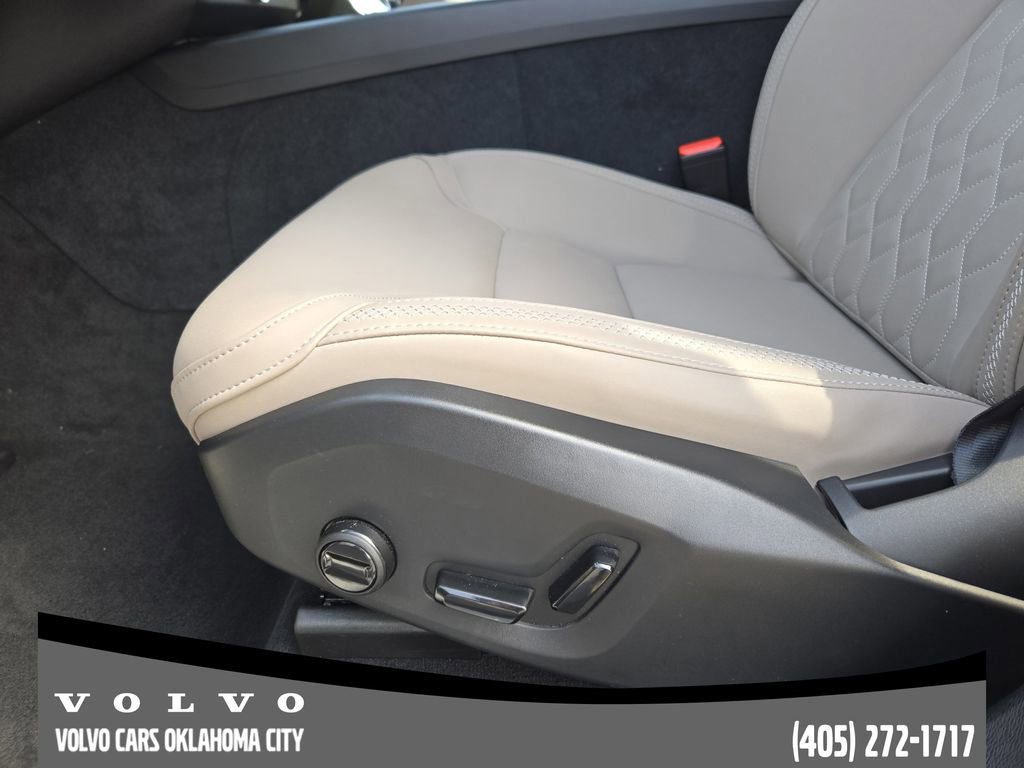 Used 2026 Volvo XC60 B5 Plus w/ Protection Package Premier AWD/4WD image 23
