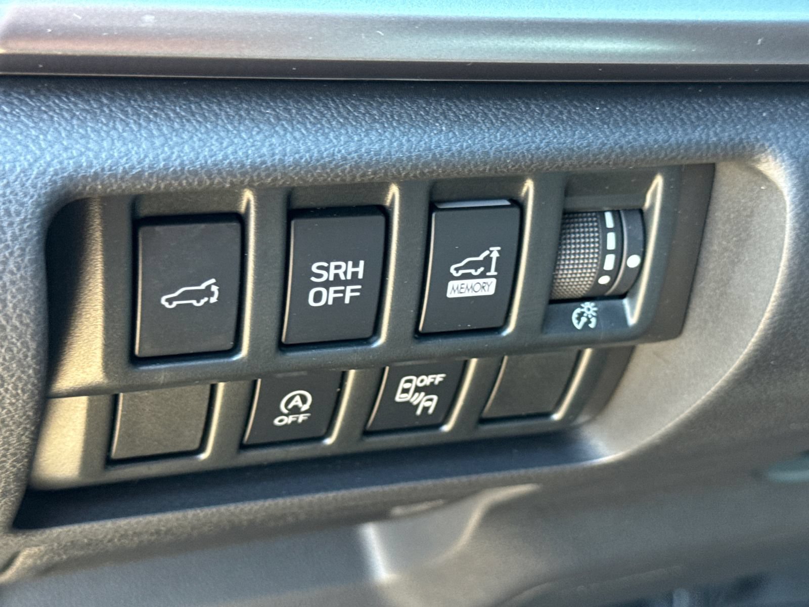 Certified 2023 Subaru Forester Premium AWD/4WD image 17