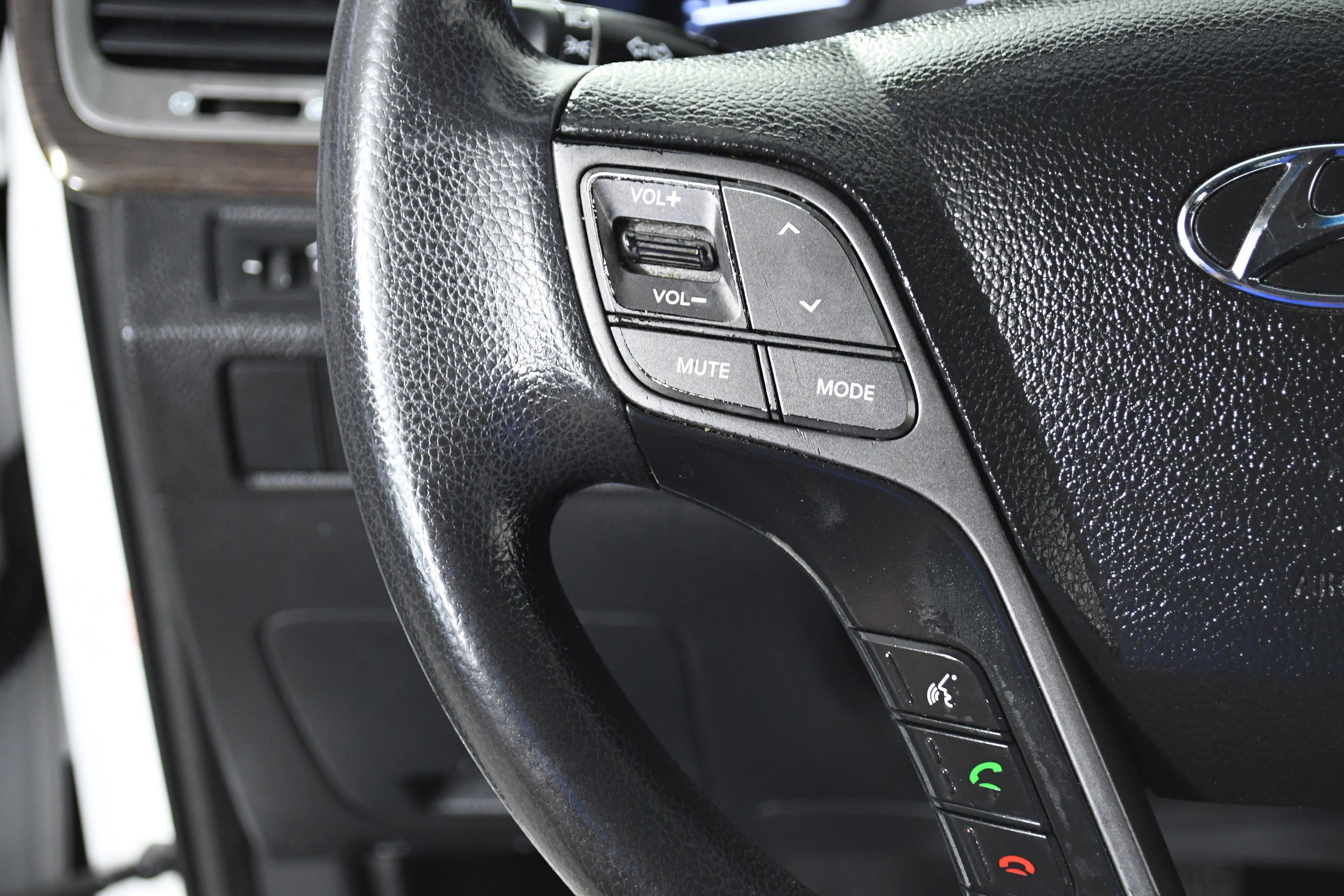 Used 2017 Hyundai Santa Fe Sport image 11