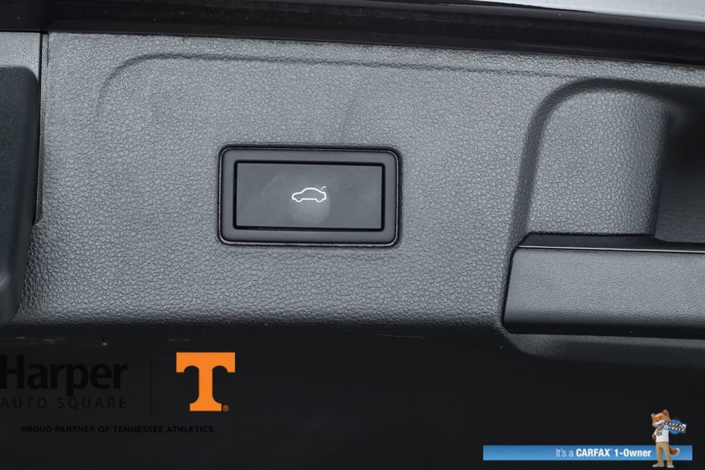 Used 2024 Volkswagen Atlas SE FWD image 30