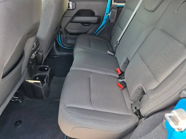 Used 2019 Jeep Wrangler Unlimited Sahara AWD/4WD image 11