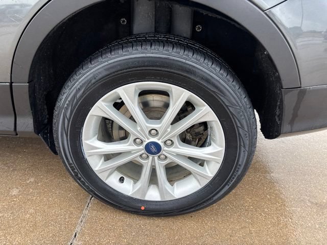 Used 2019 Ford Escape SE FWD image 12