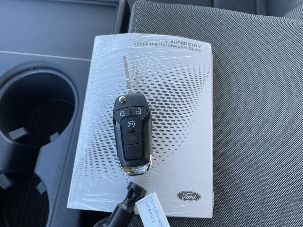 New 2026 Ford F250 XL w/ XL Chrome Package image 45