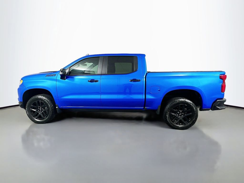 Used 2025 Chevrolet Silverado 1500 LT Trail Boss w/ Convenience Package II AWD/4WD image 8