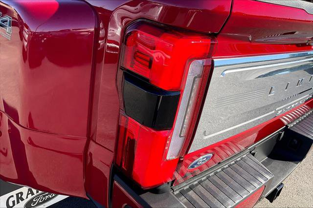 Used 2024 Ford F450 Limited w/ FX4 Off-Road Package image 21