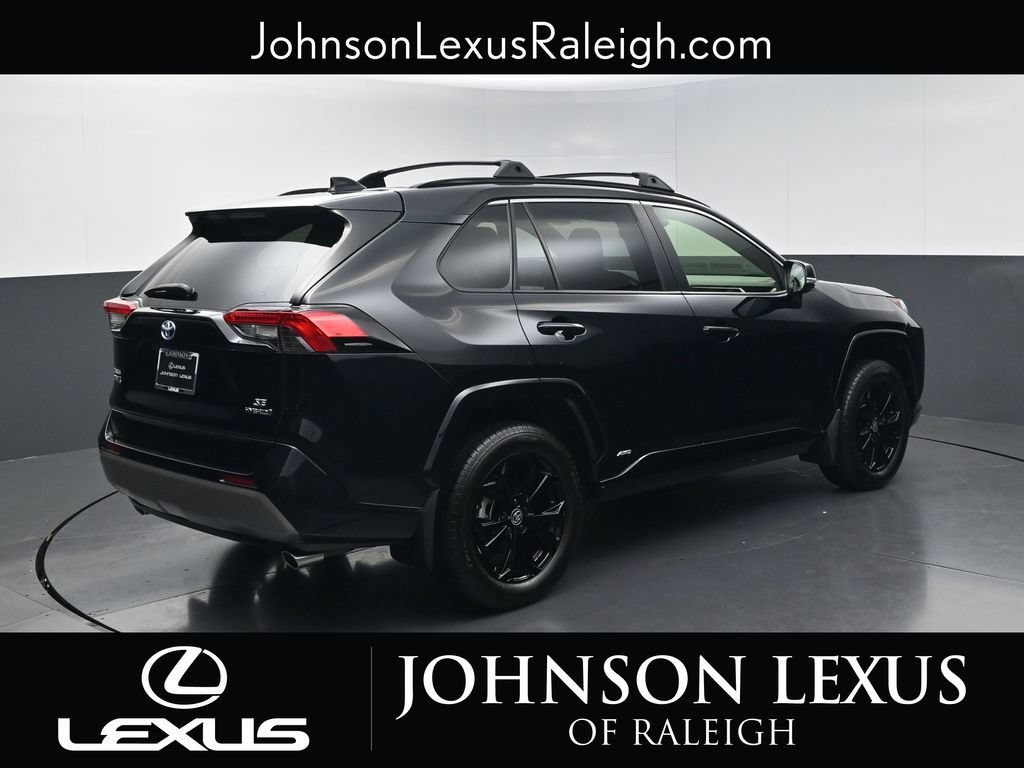 Used 2023 Toyota RAV4 SE w/ Convenience Package AWD/4WD image 9
