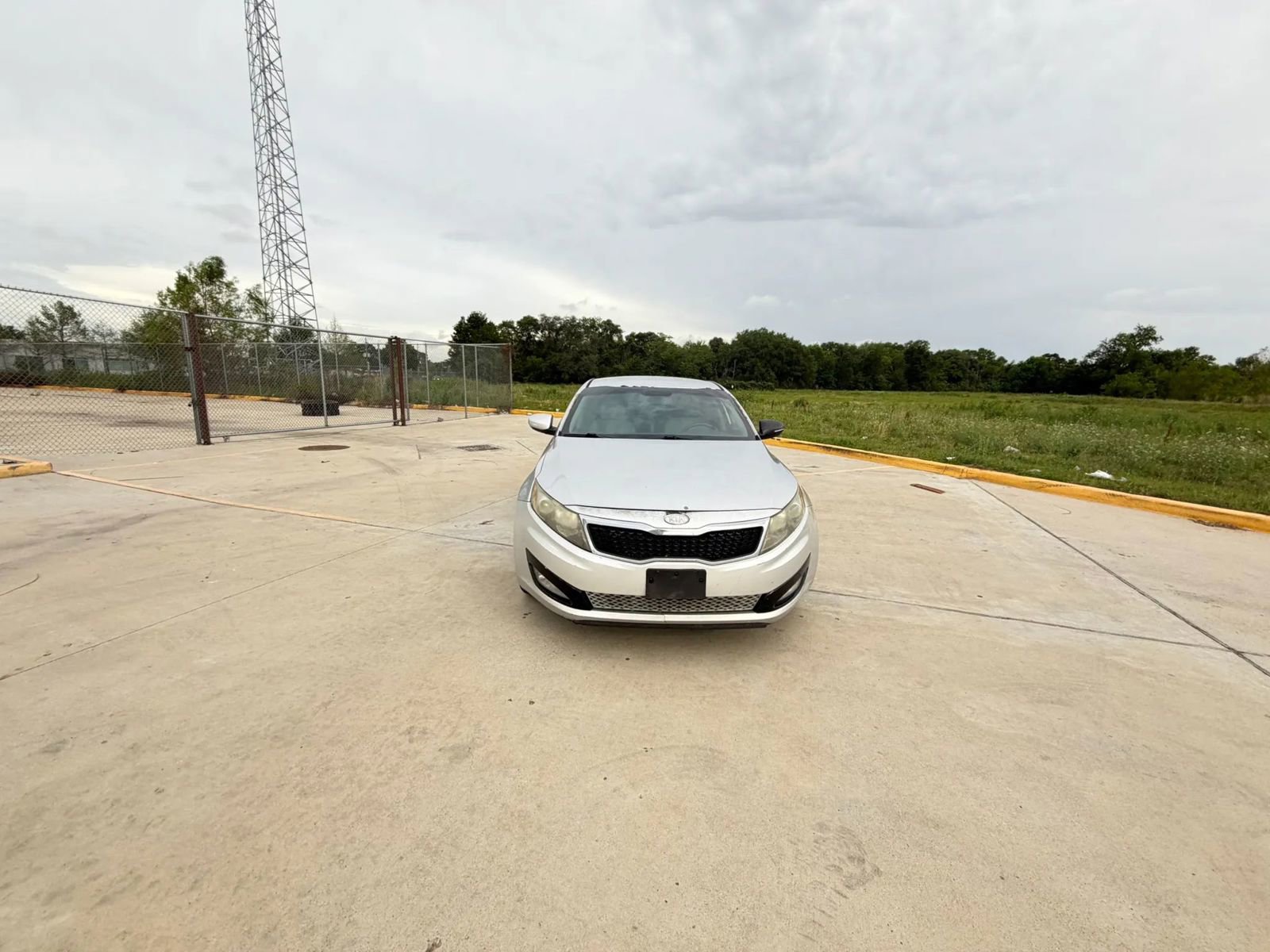 Used 2012 Kia Optima EX image 2