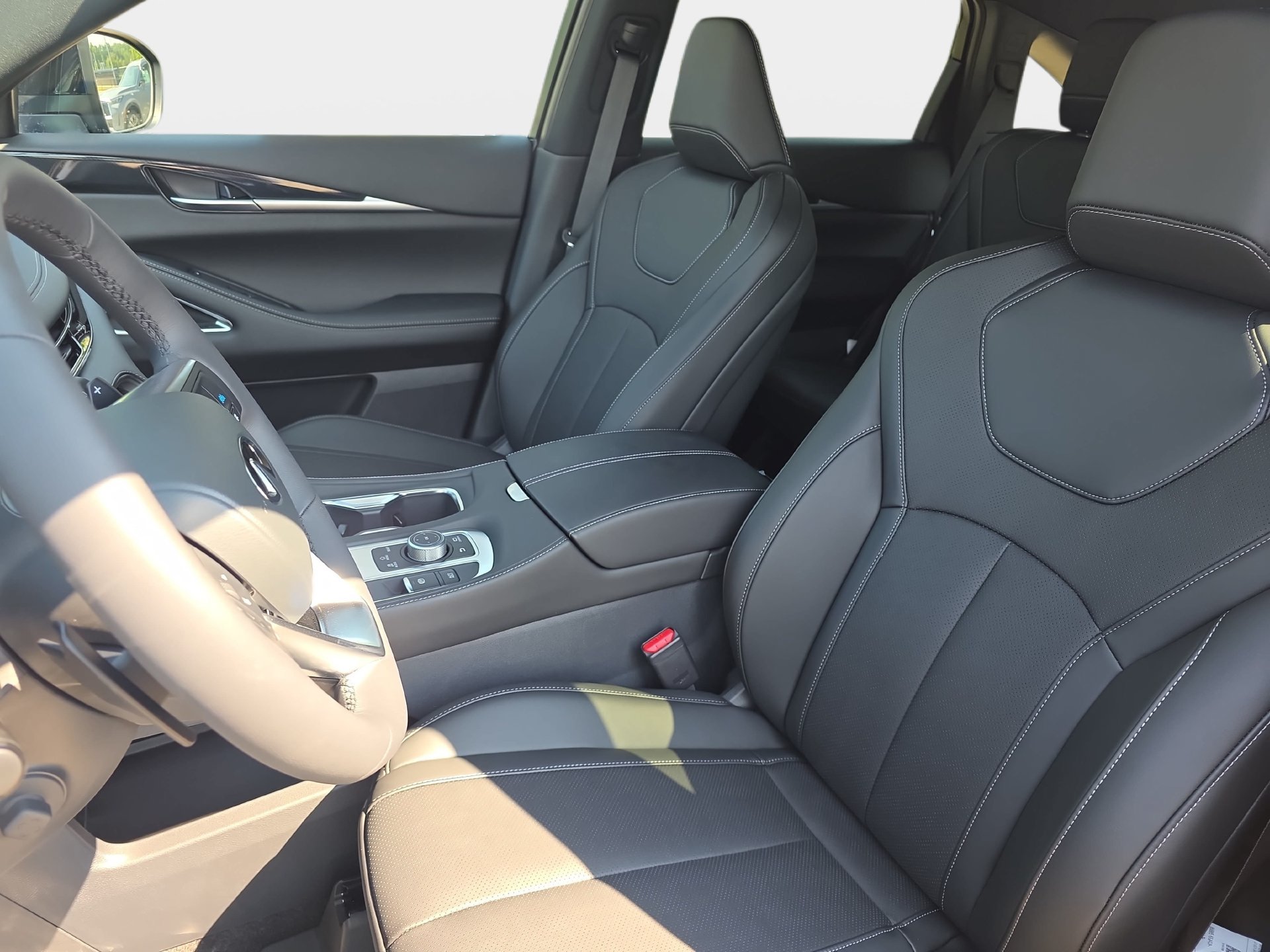 New 2027 INFINITI QX65 Sport w/ Cargo Package AWD/4WD image 15