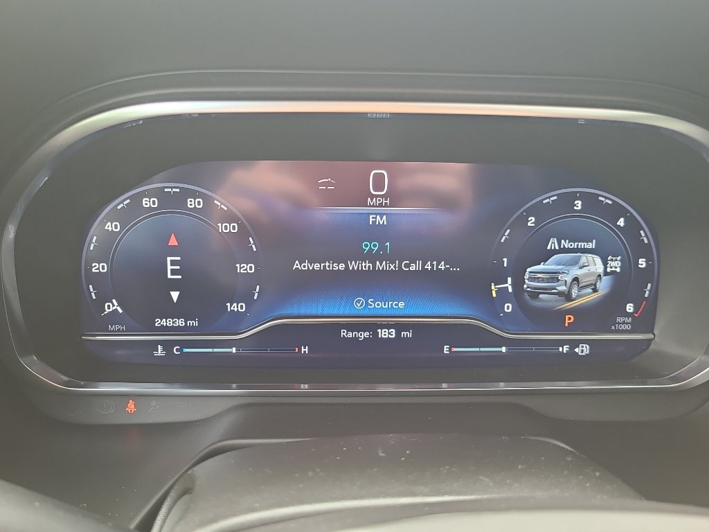Used 2024 Chevrolet Suburban Premier AWD/4WD image 33