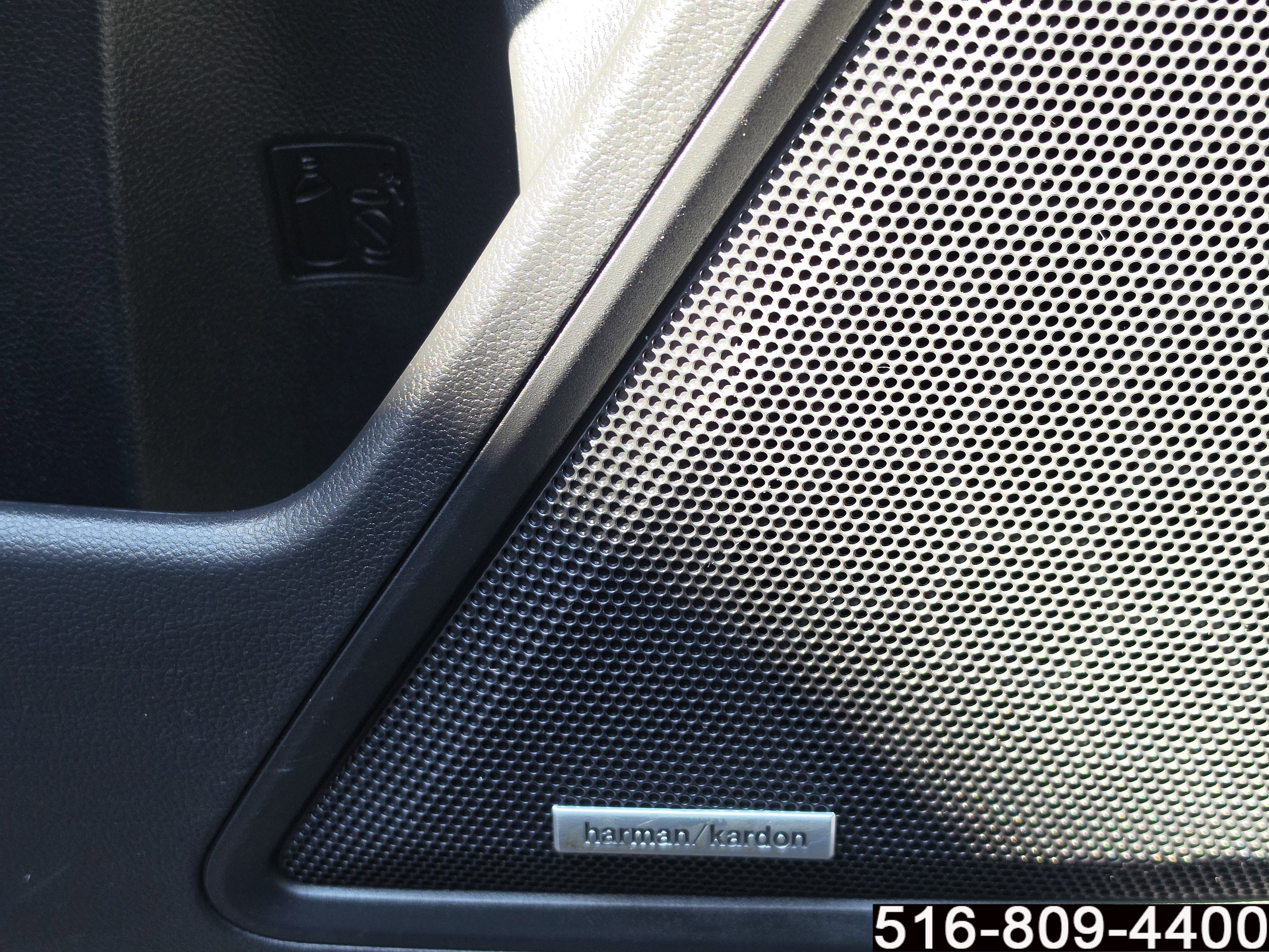 Used 2020 Subaru Outback Limited image 24