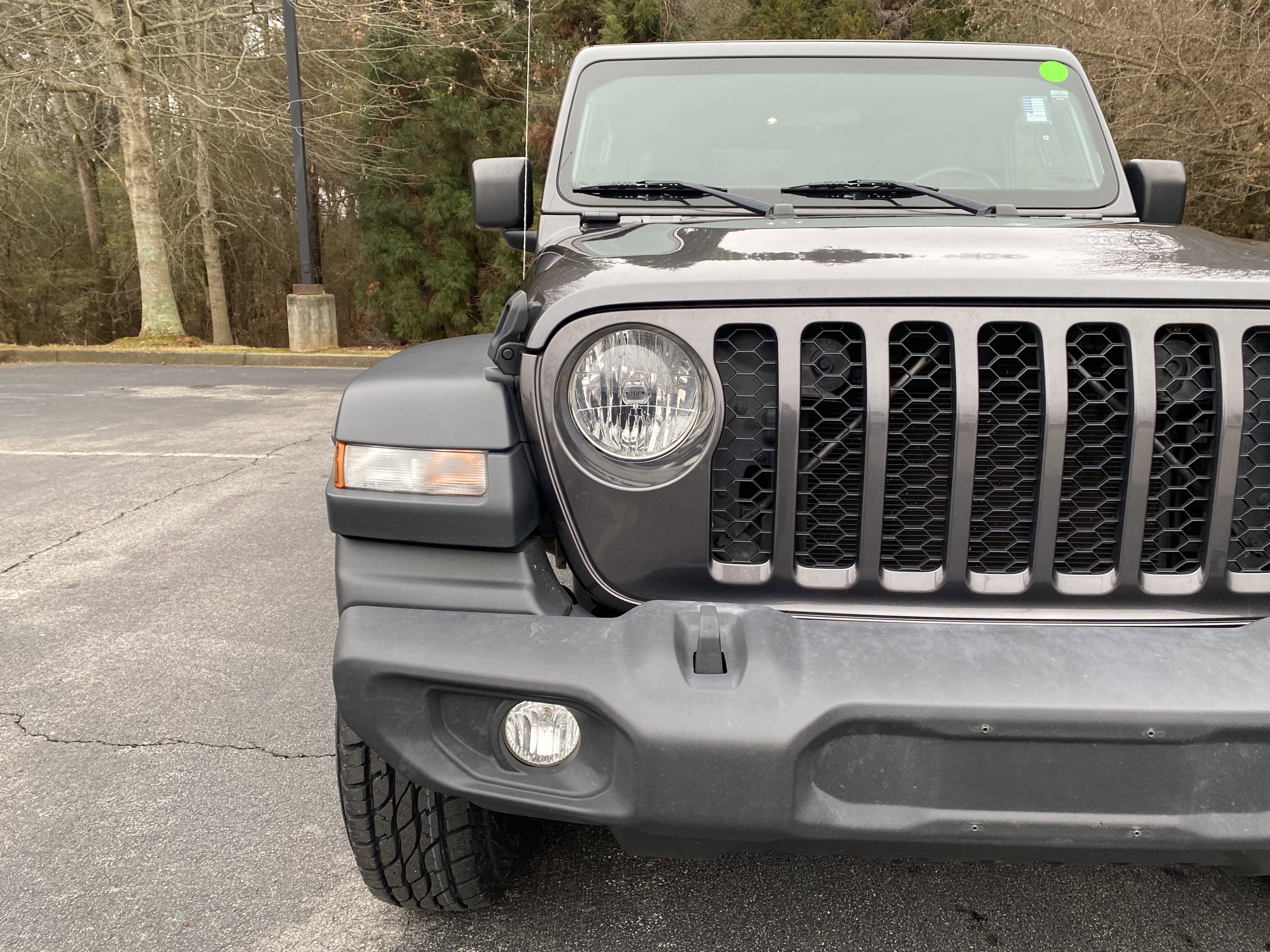 Used 2022 Jeep Gladiator Sport image 14