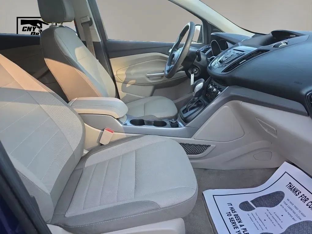 Used 2016 Ford Escape SE FWD image 12