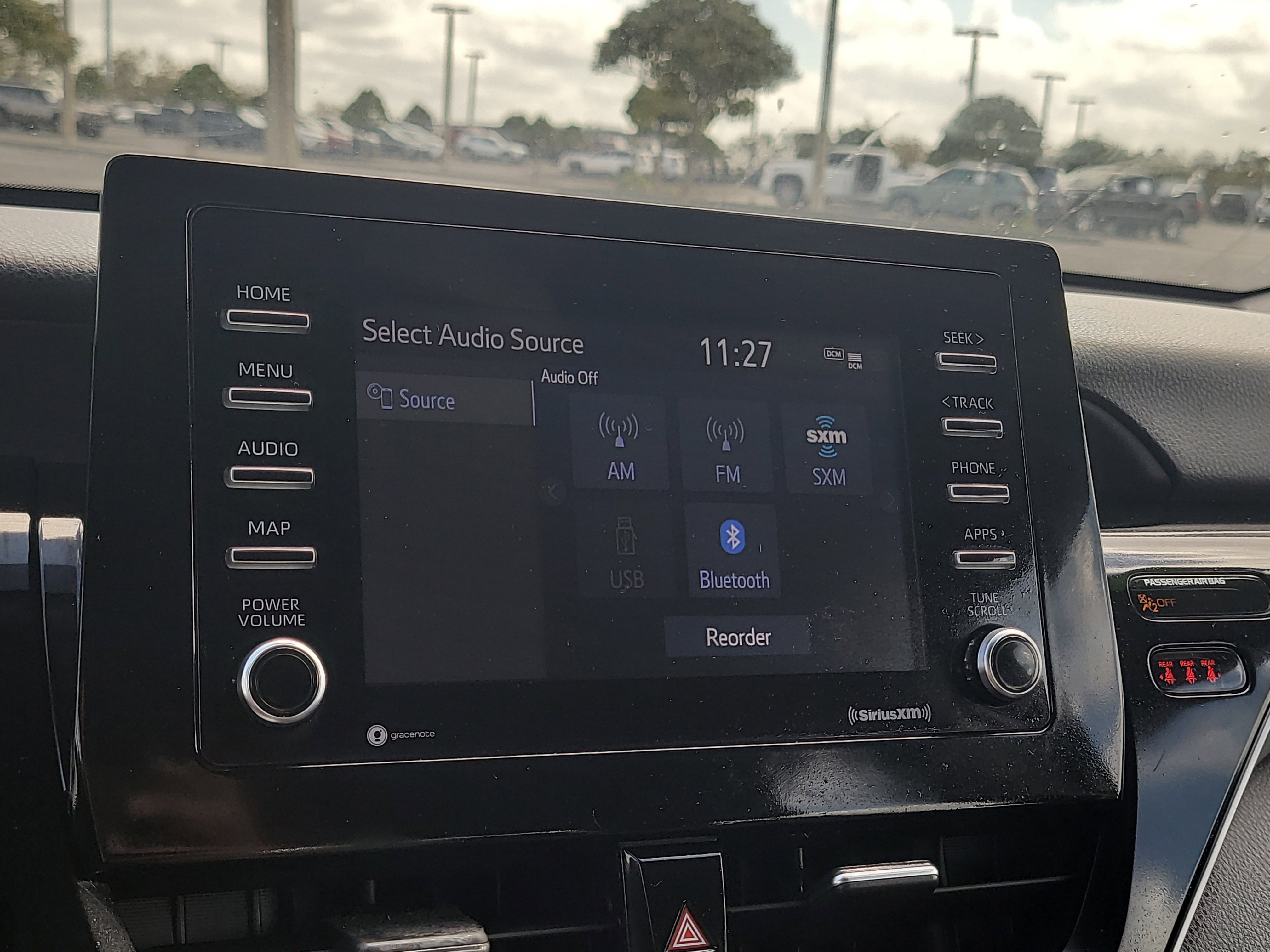 Used 2024 Toyota Camry SE image 21