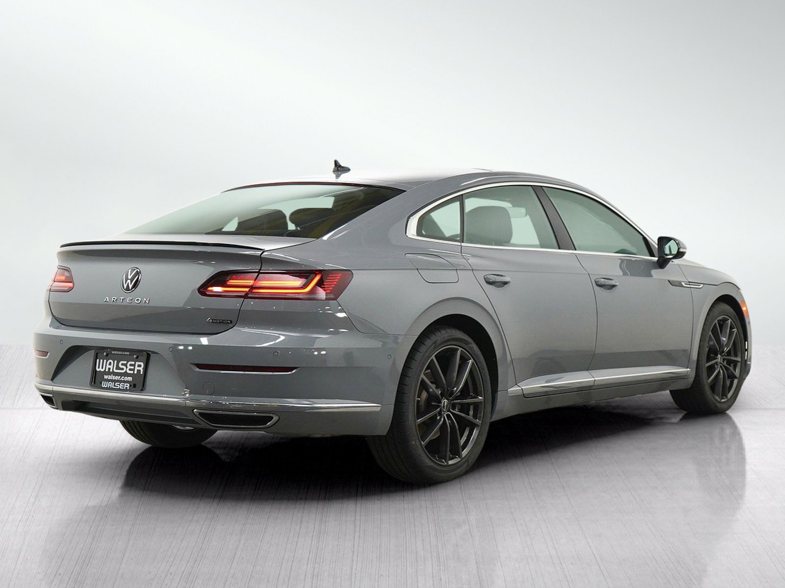 Used 2023 Volkswagen Arteon SEL Premium AWD/4WD image 5