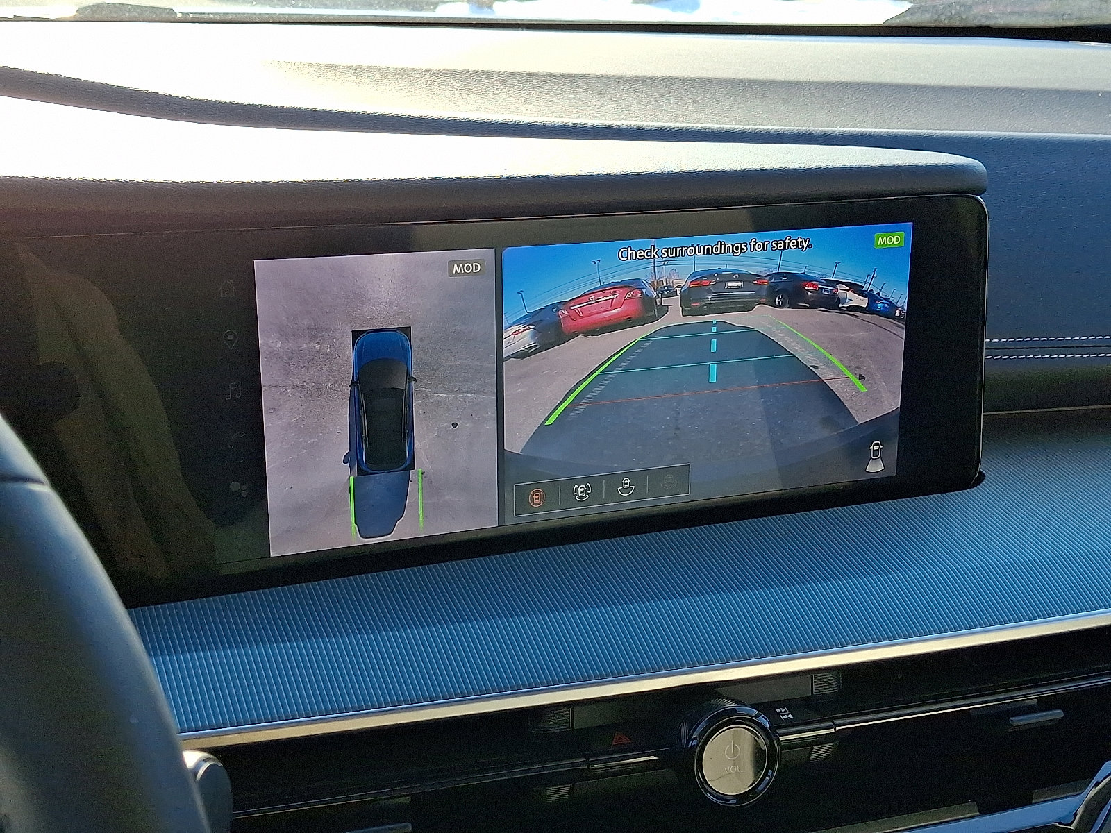 Certified 2025 Nissan Murano SL w/ Cargo Package image 21