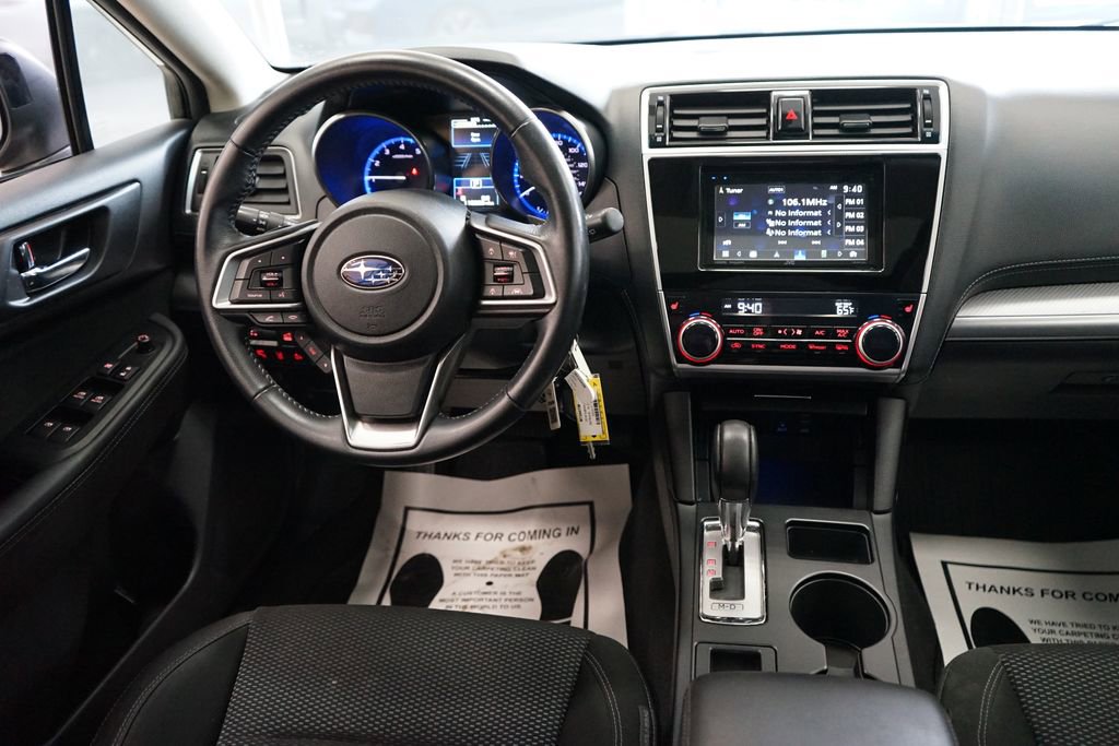 Used 2018 Subaru Outback 2.5i Premium image 11