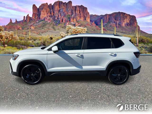 New 2025 Volkswagen Taos SE image 10