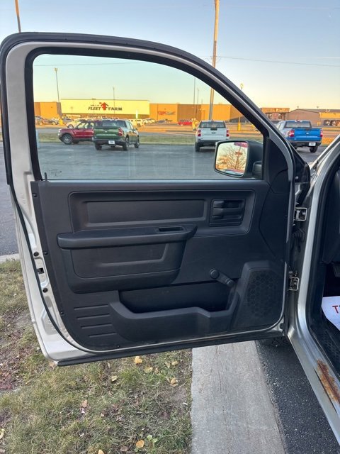 Used 2014 RAM 1500 Tradesman image 11