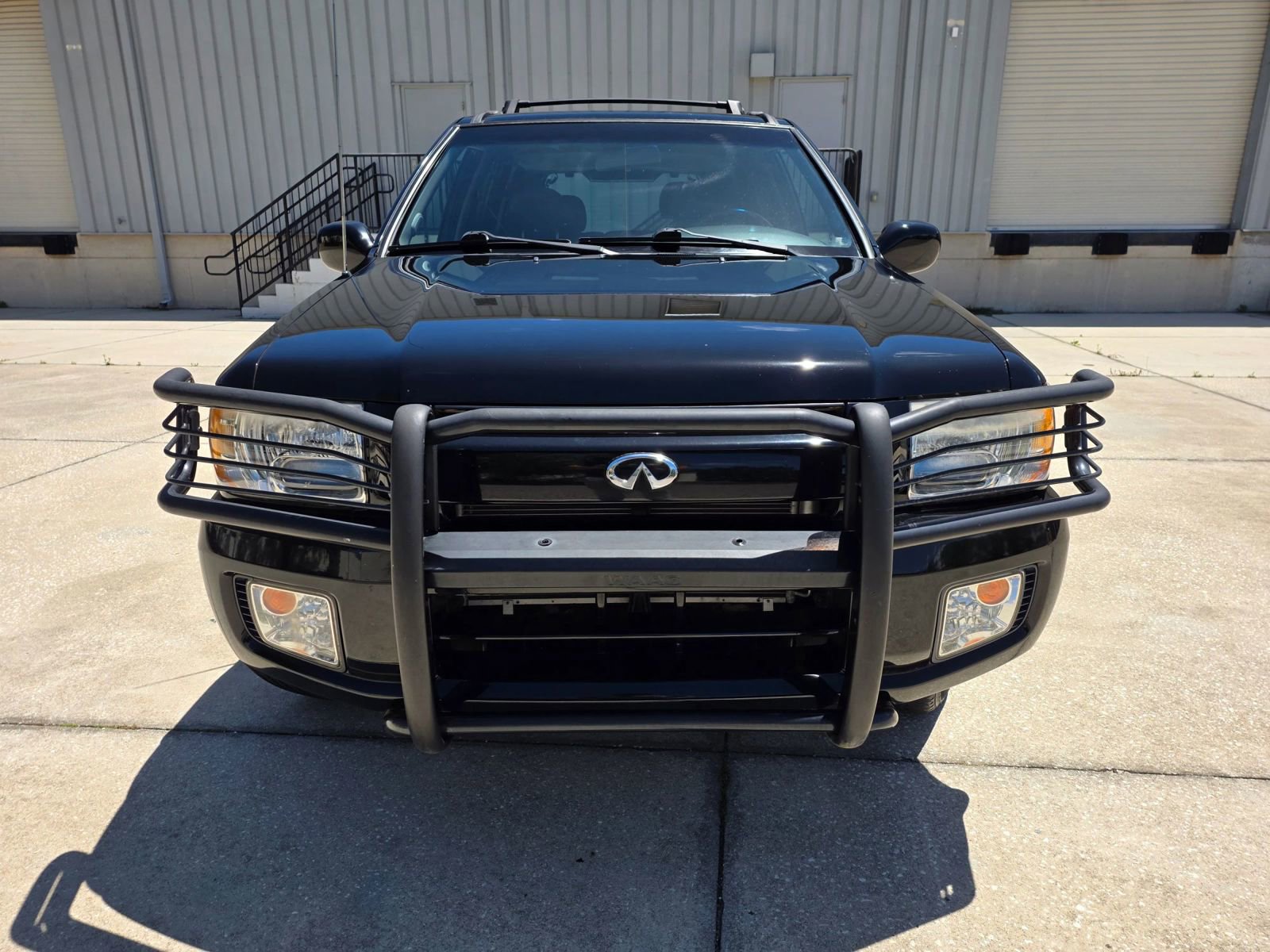 Used 2001 INFINITI QX4 2WD image 3