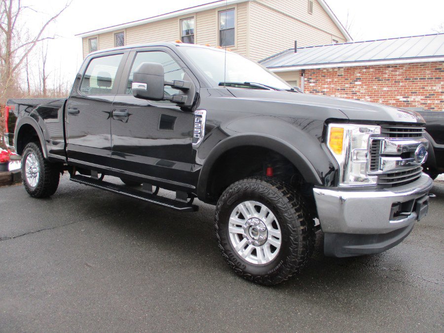 Used 2017 Ford F250 XL w/ STX Appearance Package image 8