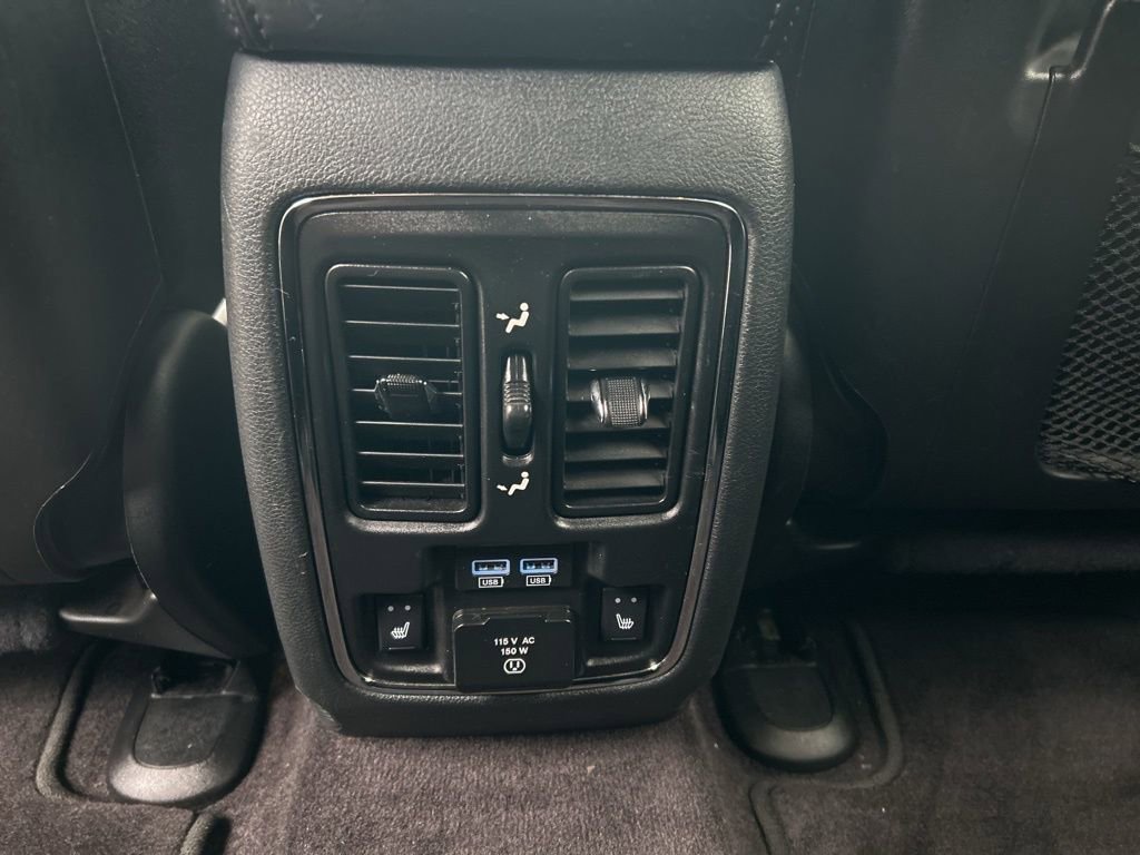 Used 2018 Jeep Grand Cherokee Limited image 39