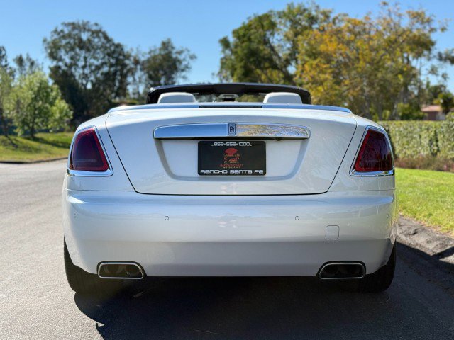 Used 2018 Rolls-Royce Dawn image 9